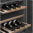 SMEG CVI329X3 beépíthető borhűtő