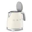 Smeg KLF05CREU retro vízforraló - bézs