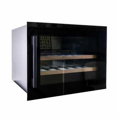 Kluge Borhűtő KWC2801B beépíthető,  28 palack